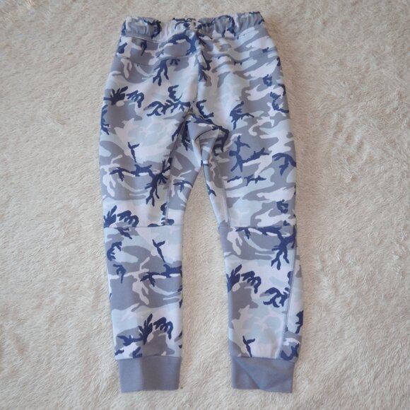 Boys Size Small (4-6) Nike Sportswear Tech Fleece Joggers, Blue Camo - Picture 4 of 5